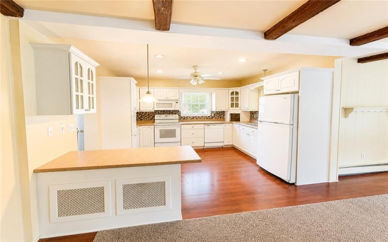 510 Walnut St, 15486, 15486, 3 Bedroom Bedrooms, 9 Room Rooms,1.1 BathroomBathrooms,Residential,For Sale,Walnut St,1772588