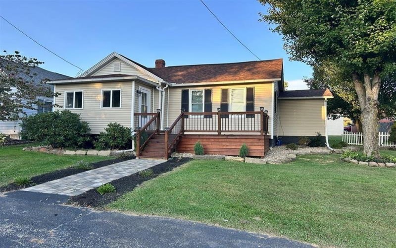 242 Olive Street, Hunker, 15639, 2 Bedroom Bedrooms, 7 Room Rooms,1.1 BathroomBathrooms,Residential,For Sale,Olive Street,1772825