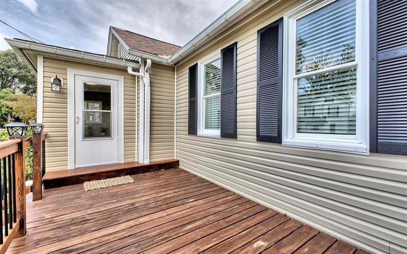 242 Olive Street, Hunker, 15639, 2 Bedroom Bedrooms, 7 Room Rooms,1.1 BathroomBathrooms,Residential,For Sale,Olive Street,1772825