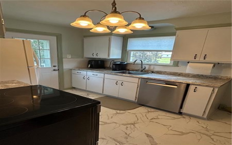 1061 Park Ave, Washington, 15301, 3 Bedroom Bedrooms, ,2 BathroomBathrooms,Lease,For Rent,Park Ave,1772816