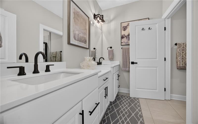 403 Sage Drive, Canonsburg, 15317, 3 Bedroom Bedrooms, ,2.1 BathroomBathrooms,Residential,For Sale,Sage Drive,1772817