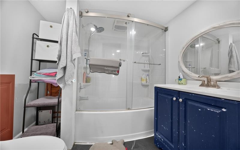 424 Pershing Ave, Houston, 15342, 3 Bedroom Bedrooms, 9 Room Rooms,1.1 BathroomBathrooms,Residential,For Sale,Pershing Ave,1772850