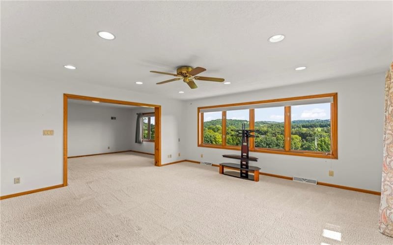 1190 Park Avenue, Waynesburg, PA, 15370, 4 Bedroom Bedrooms, 13 Room Rooms,3 BathroomBathrooms,Residential,For Sale,Park Avenue,1772878