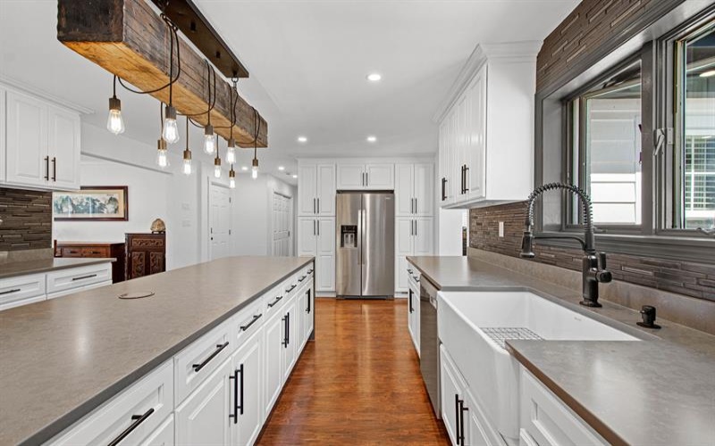 113 Oakwood ROAD, McMurray, 15317, 5 Bedroom Bedrooms, ,3.1 BathroomBathrooms,Residential,For Sale,Oakwood,1772917