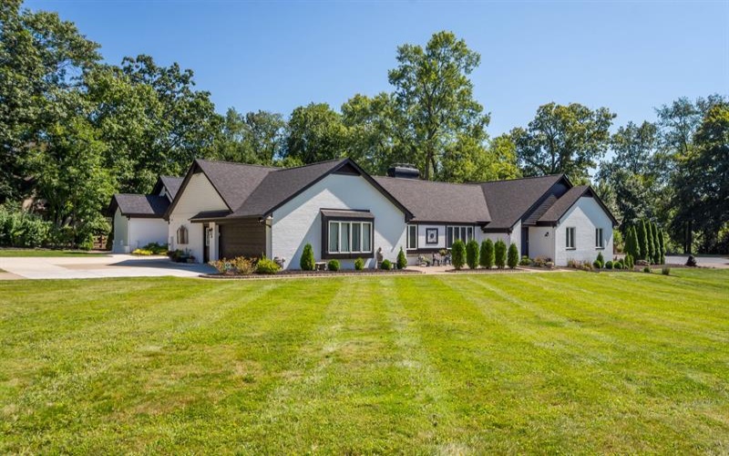 113 Oakwood ROAD, McMurray, 15317, 5 Bedroom Bedrooms, ,3.1 BathroomBathrooms,Residential,For Sale,Oakwood,1772917