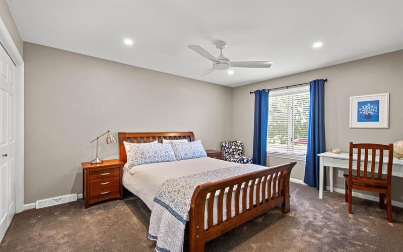 113 Oakwood ROAD, McMurray, 15317, 5 Bedroom Bedrooms, ,3.1 BathroomBathrooms,Residential,For Sale,Oakwood,1772917