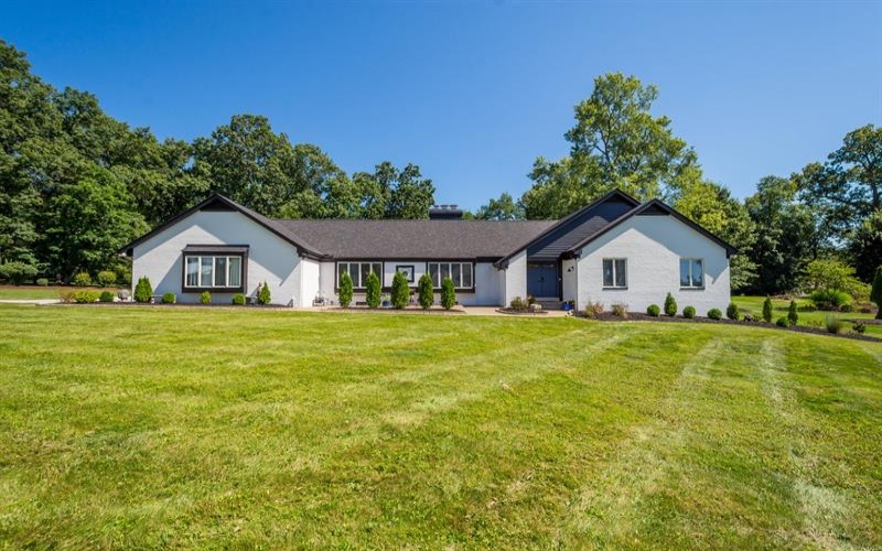 113 Oakwood ROAD, McMurray, 15317, 5 Bedroom Bedrooms, ,3.1 BathroomBathrooms,Residential,For Sale,Oakwood,1772917