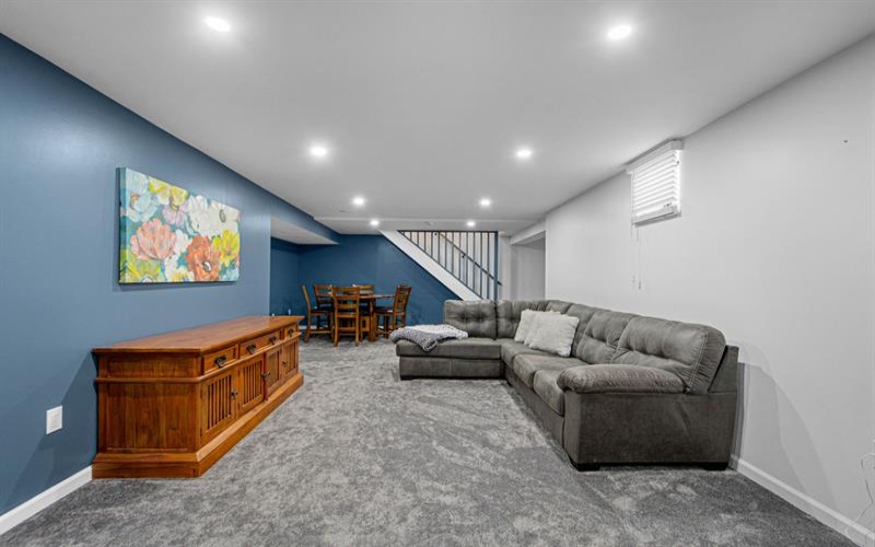 113 Oakwood ROAD, McMurray, 15317, 5 Bedroom Bedrooms, ,3.1 BathroomBathrooms,Residential,For Sale,Oakwood,1772917