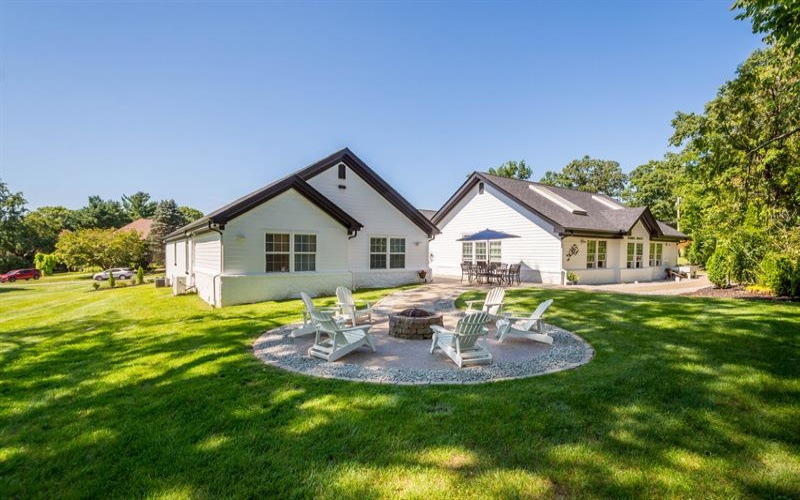 113 Oakwood ROAD, McMurray, 15317, 5 Bedroom Bedrooms, ,3.1 BathroomBathrooms,Residential,For Sale,Oakwood,1772917
