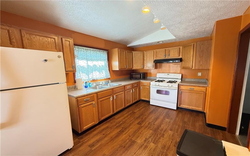 114 15th St, Vandergrift, 15690, 2 Bedroom Bedrooms, 7 Room Rooms,1 BathroomBathrooms,Residential,For Sale,15th St,1772955