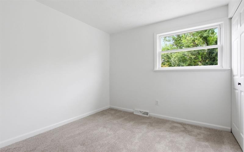 143 Macbeth Drive, New Kensington, 15068, 4 Bedroom Bedrooms, 10 Room Rooms,2.1 BathroomBathrooms,Residential,For Sale,Macbeth Drive,1772988