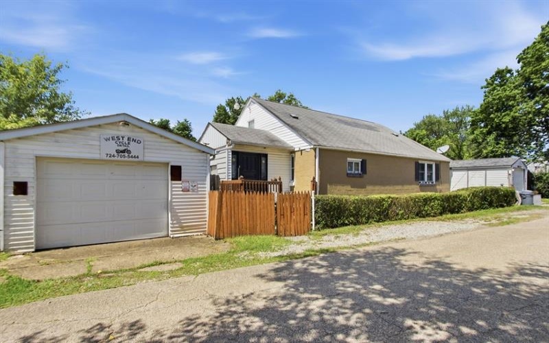 350 Mcgovern Ave, Washington, 15301, 3 Bedroom Bedrooms, 7 Room Rooms,1.1 BathroomBathrooms,Residential,For Sale,Mcgovern Ave,1770585