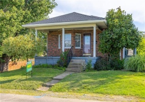 720 Park AVENUE, Rostraver Township, 15012, 3 Bedroom Bedrooms, 7 Room Rooms,1.1 BathroomBathrooms,Residential,For Sale,Park,1772222 720 Park AVENUE, Rostraver Township, 15012, 3 Bedroom Bedrooms, 7 Room Rooms,1.1 BathroomBathrooms,Residential,For Sale,Park,1772222