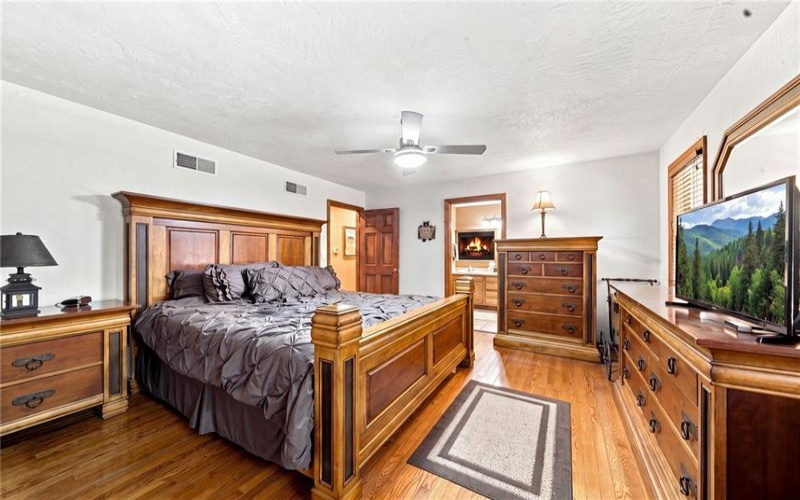 818 Camp Run Road, Jones Mills, 15646, 3 Bedroom Bedrooms, 10 Room Rooms,4 BathroomBathrooms,Residential,For Sale,Camp Run Road,1772340
