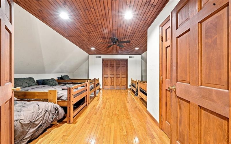 818 Camp Run Road, Jones Mills, 15646, 3 Bedroom Bedrooms, 10 Room Rooms,4 BathroomBathrooms,Residential,For Sale,Camp Run Road,1772340