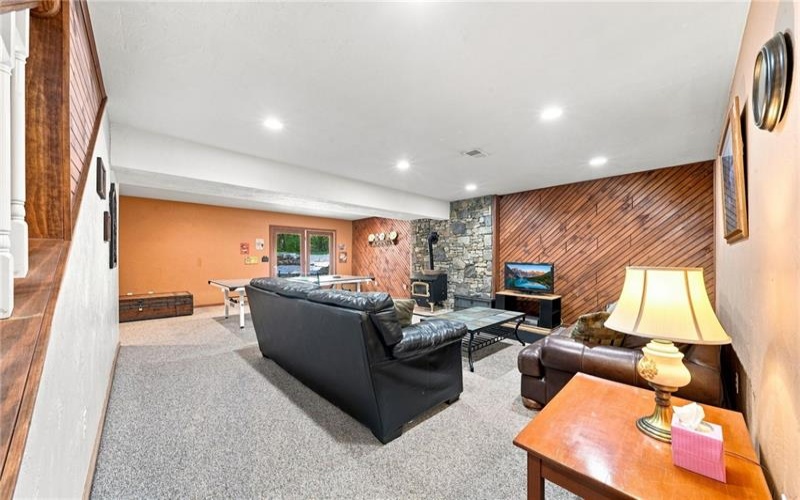 818 Camp Run Road, Jones Mills, 15646, 3 Bedroom Bedrooms, 10 Room Rooms,4 BathroomBathrooms,Residential,For Sale,Camp Run Road,1772340