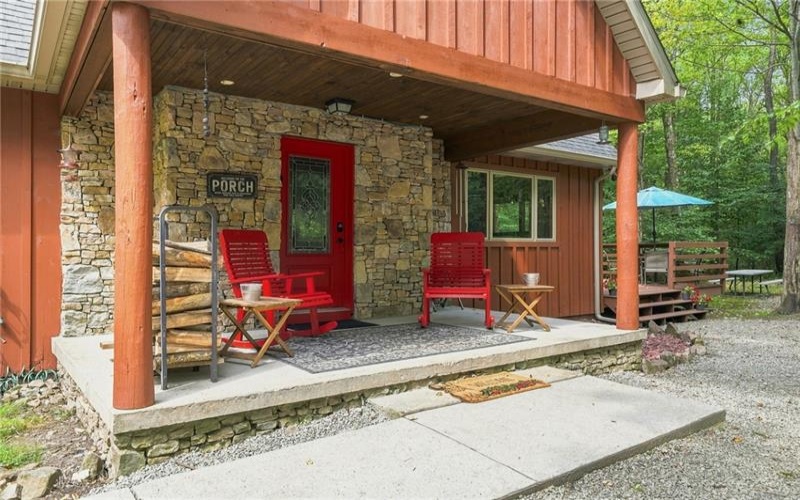 818 Camp Run Road, Jones Mills, 15646, 3 Bedroom Bedrooms, 10 Room Rooms,4 BathroomBathrooms,Residential,For Sale,Camp Run Road,1772340