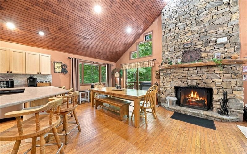 818 Camp Run Road, Jones Mills, 15646, 3 Bedroom Bedrooms, 10 Room Rooms,4 BathroomBathrooms,Residential,For Sale,Camp Run Road,1772340