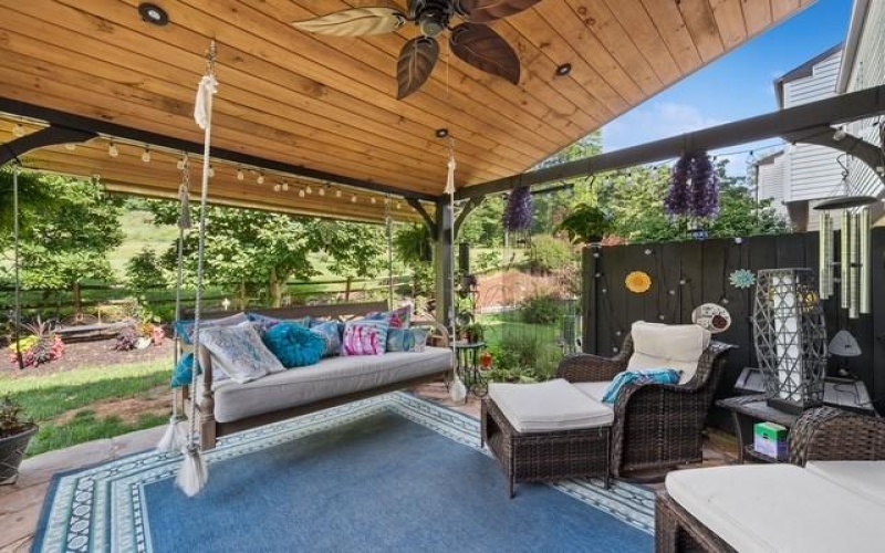 103 Crosswinds Ln, Murrysville, 15668, 2 Bedroom Bedrooms, 8 Room Rooms,2.1 BathroomBathrooms,Residential,For Sale,Crosswinds Ln,1772371