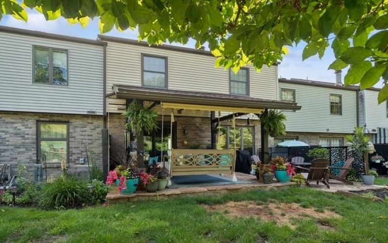 103 Crosswinds Ln, Murrysville, 15668, 2 Bedroom Bedrooms, 8 Room Rooms,2.1 BathroomBathrooms,Residential,For Sale,Crosswinds Ln,1772371