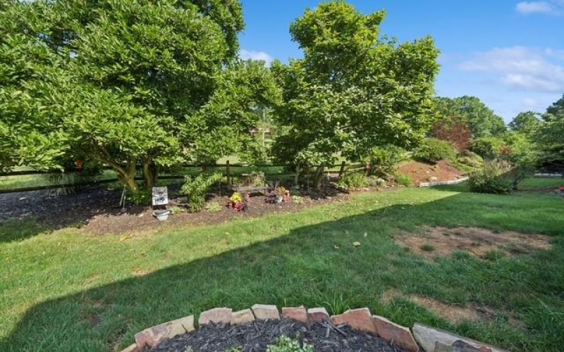 103 Crosswinds Ln, Murrysville, 15668, 2 Bedroom Bedrooms, 8 Room Rooms,2.1 BathroomBathrooms,Residential,For Sale,Crosswinds Ln,1772371