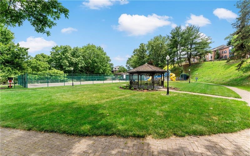 103 Crosswinds Ln, Murrysville, 15668, 2 Bedroom Bedrooms, 8 Room Rooms,2.1 BathroomBathrooms,Residential,For Sale,Crosswinds Ln,1772371
