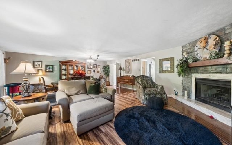 103 Crosswinds Ln, Murrysville, 15668, 2 Bedroom Bedrooms, 8 Room Rooms,2.1 BathroomBathrooms,Residential,For Sale,Crosswinds Ln,1772371