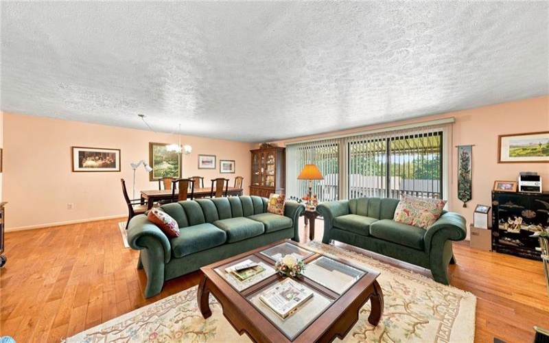 346 Nature Trail Ln, Murrysville, 15668, 3 Bedroom Bedrooms, 7 Room Rooms,2.1 BathroomBathrooms,Residential,For Sale,Nature Trail Ln,1772503