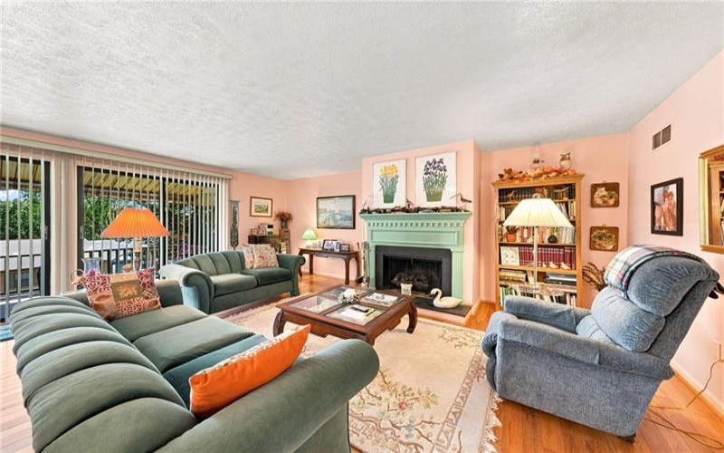 346 Nature Trail Ln, Murrysville, 15668, 3 Bedroom Bedrooms, 7 Room Rooms,2.1 BathroomBathrooms,Residential,For Sale,Nature Trail Ln,1772503
