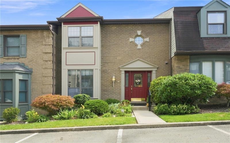 346 Nature Trail Ln, Murrysville, 15668, 3 Bedroom Bedrooms, 7 Room Rooms,2.1 BathroomBathrooms,Residential,For Sale,Nature Trail Ln,1772503
