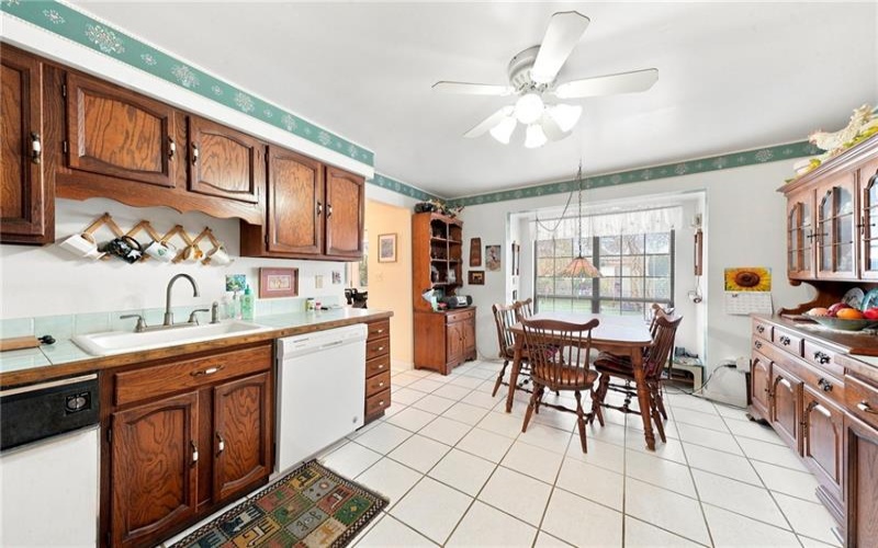 346 Nature Trail Ln, Murrysville, 15668, 3 Bedroom Bedrooms, 7 Room Rooms,2.1 BathroomBathrooms,Residential,For Sale,Nature Trail Ln,1772503