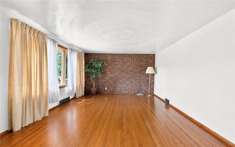 151 Huntingdon Rd, Wyano, 15695, 3 Bedroom Bedrooms, ,1.1 BathroomBathrooms,Residential,For Sale,Huntingdon Rd,1772609