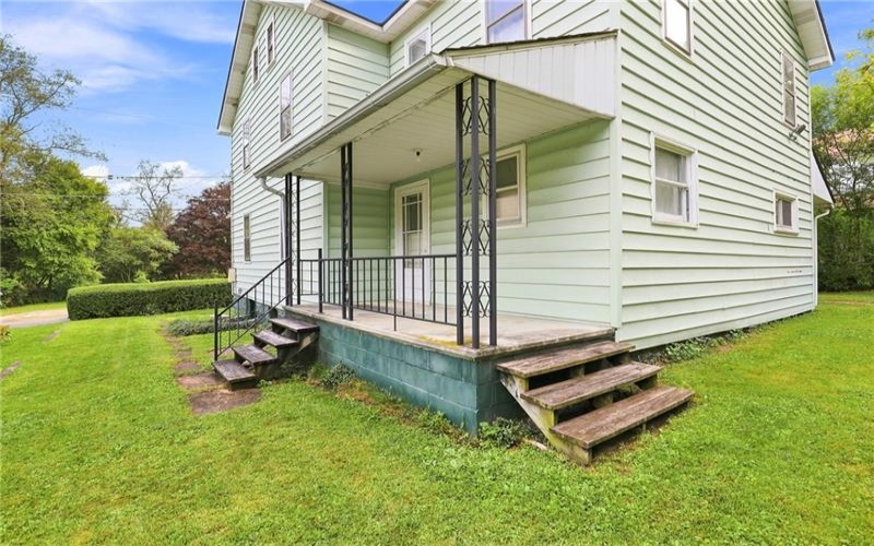 1220 Main Street, Windber, 15963, 6 Bedrooms Bedrooms, ,2 BathroomsBathrooms,Residential,For Sale,Main Street,1772702