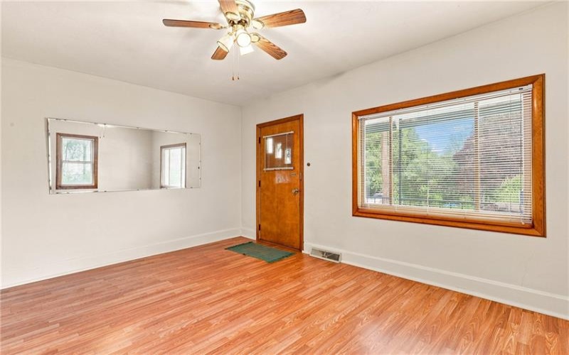 1220 Main Street, Windber, 15963, 6 Bedrooms Bedrooms, ,2 BathroomsBathrooms,Residential,For Sale,Main Street,1772702