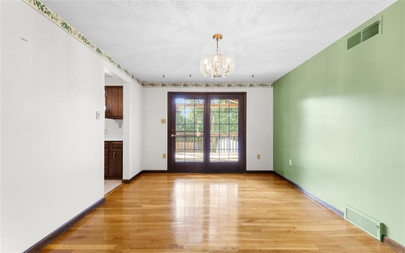 502 Saint Thomas Drive, Greensburg, 15601, 5 Bedroom Bedrooms, 10 Room Rooms,2.1 BathroomBathrooms,Residential,For Sale,Saint Thomas Drive,1772727