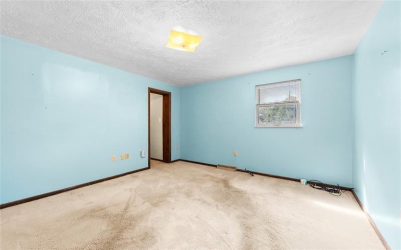 502 Saint Thomas Drive, Greensburg, 15601, 5 Bedroom Bedrooms, 10 Room Rooms,2.1 BathroomBathrooms,Residential,For Sale,Saint Thomas Drive,1772727