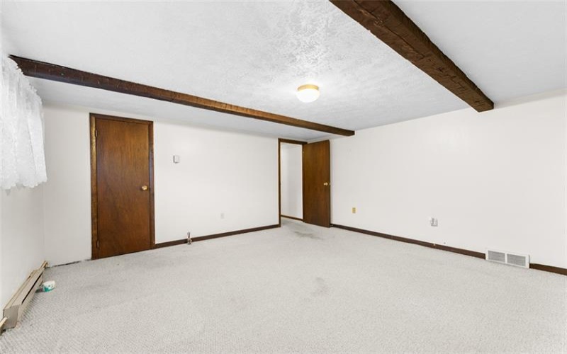 502 Saint Thomas Drive, Greensburg, 15601, 5 Bedroom Bedrooms, 10 Room Rooms,2.1 BathroomBathrooms,Residential,For Sale,Saint Thomas Drive,1772727