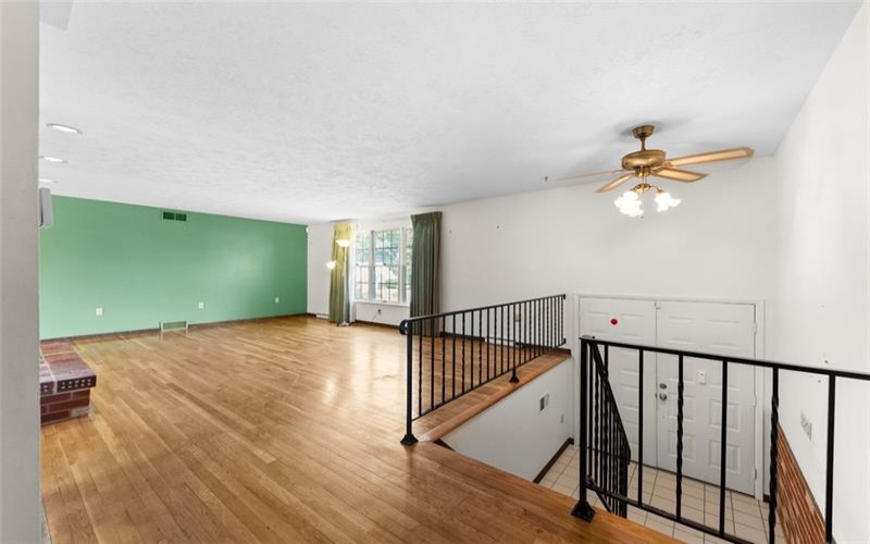 502 Saint Thomas Drive, Greensburg, 15601, 5 Bedroom Bedrooms, 10 Room Rooms,2.1 BathroomBathrooms,Residential,For Sale,Saint Thomas Drive,1772727