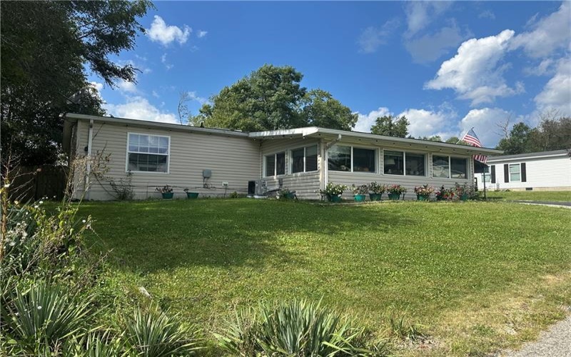 428 Evans, Donegal, 15628, 3 Bedroom Bedrooms, 6 Room Rooms,2 BathroomBathrooms,Residential,For Sale,Evans,1772728