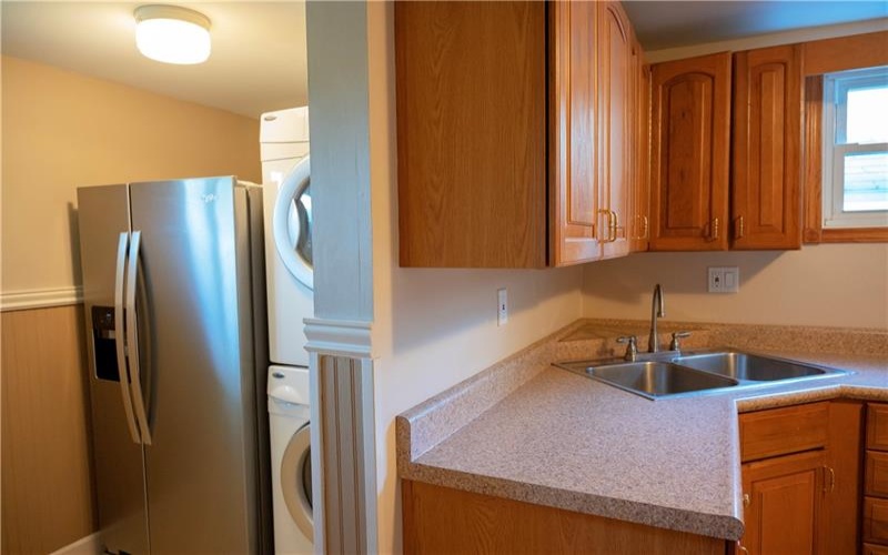 220 2nd Street, Slickville, 15684, 2 Bedroom Bedrooms, 6 Room Rooms,1 BathroomBathrooms,Residential,For Sale,2nd Street,1773019