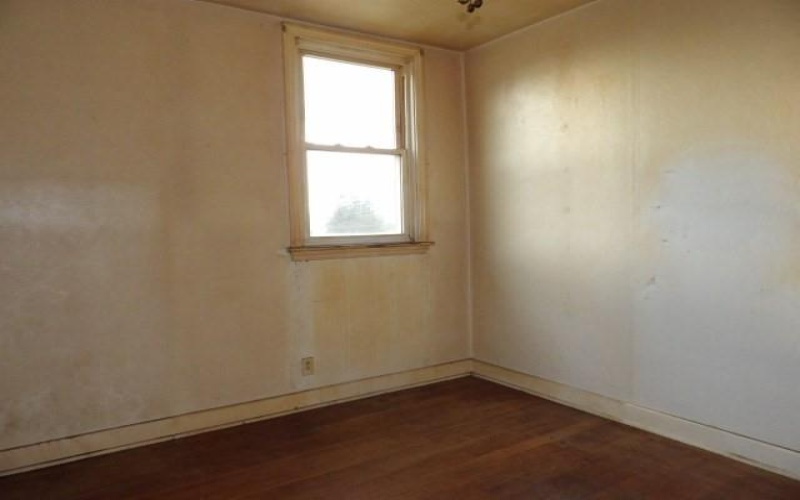 716 Demuth Street, Johnstown, 15904, 2 Bedroom Bedrooms, 4 Room Rooms,1 BathroomBathrooms,Residential,For Sale,Demuth Street,1773030