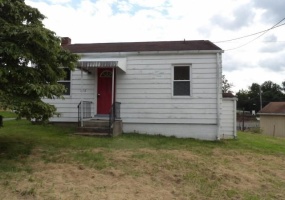 716 Demuth Street, Johnstown, 15904, 2 Bedroom Bedrooms, 4 Room Rooms,1 BathroomBathrooms,Residential,For Sale,Demuth Street,1773030