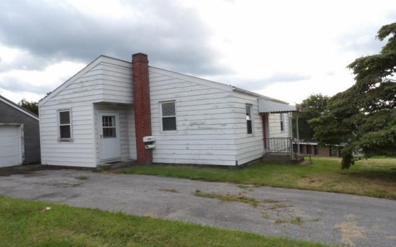 716 Demuth Street, Johnstown, 15904, 2 Bedroom Bedrooms, 4 Room Rooms,1 BathroomBathrooms,Residential,For Sale,Demuth Street,1773030