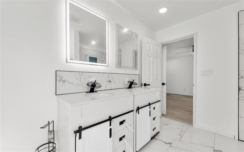 435 Broadway St, Scottdale, 15683, 4 Bedroom Bedrooms, ,2.1 BathroomBathrooms,Residential,For Sale,Broadway St,1758665