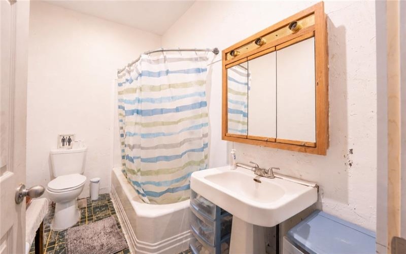 962 Bethel Church Rd, Latrobe, 15650, 3 Bedroom Bedrooms, ,1 BathroomBathrooms,Residential,For Sale,Bethel Church Rd,1772151