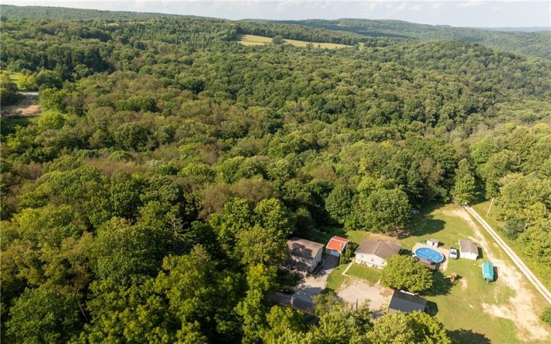 962 Bethel Church Rd, Latrobe, 15650, 3 Bedroom Bedrooms, ,1 BathroomBathrooms,Residential,For Sale,Bethel Church Rd,1772151