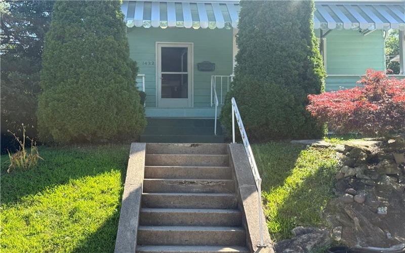1422 Orchard Ave, Arnold, 15068, 4 Bedroom Bedrooms, 8 Room Rooms,1 BathroomBathrooms,Residential,For Sale,Orchard Ave,1772394