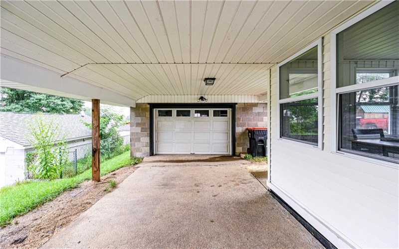 40 Viewmont Drive, Latrobe, 15650, 3 Bedroom Bedrooms, 8 Room Rooms,1 BathroomBathrooms,Residential,For Sale,Viewmont Drive,1772777