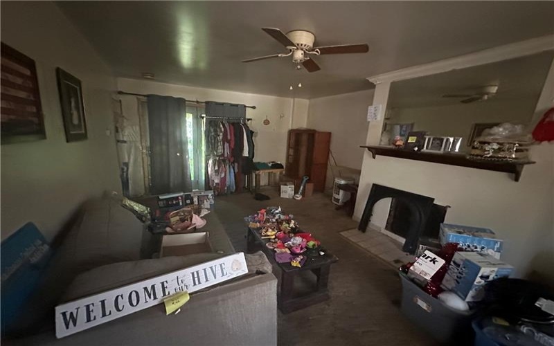 426 High St, Brownsville, 15417, 3 Bedroom Bedrooms, ,1.1 BathroomBathrooms,Residential,For Sale,High St,1772851