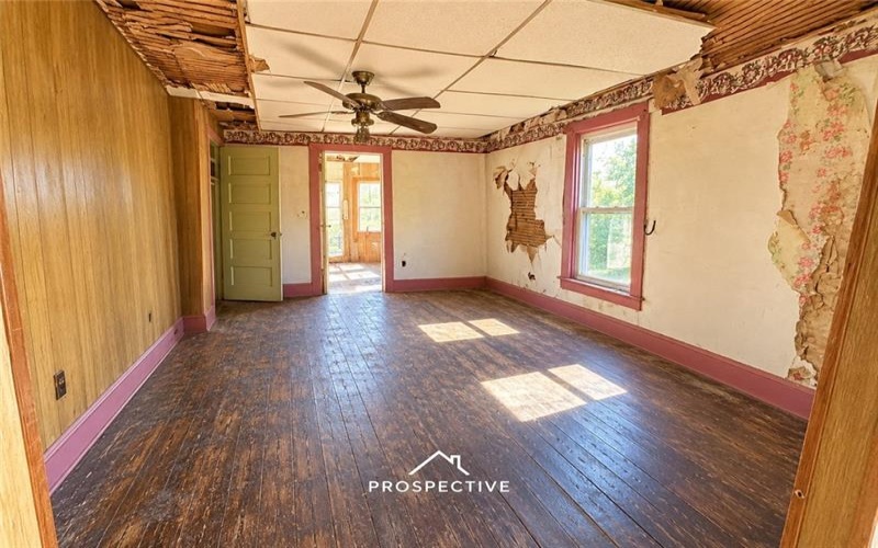 110 Main St, Smock, 15480, ,Multi-unit,For Sale,Main St,1772857